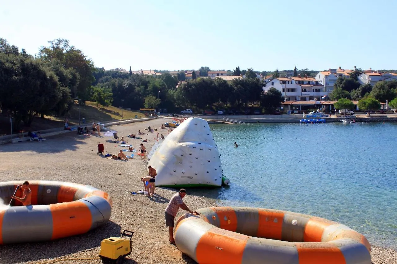 Apartment Pjescana Uvala 7349A Pula Croatia