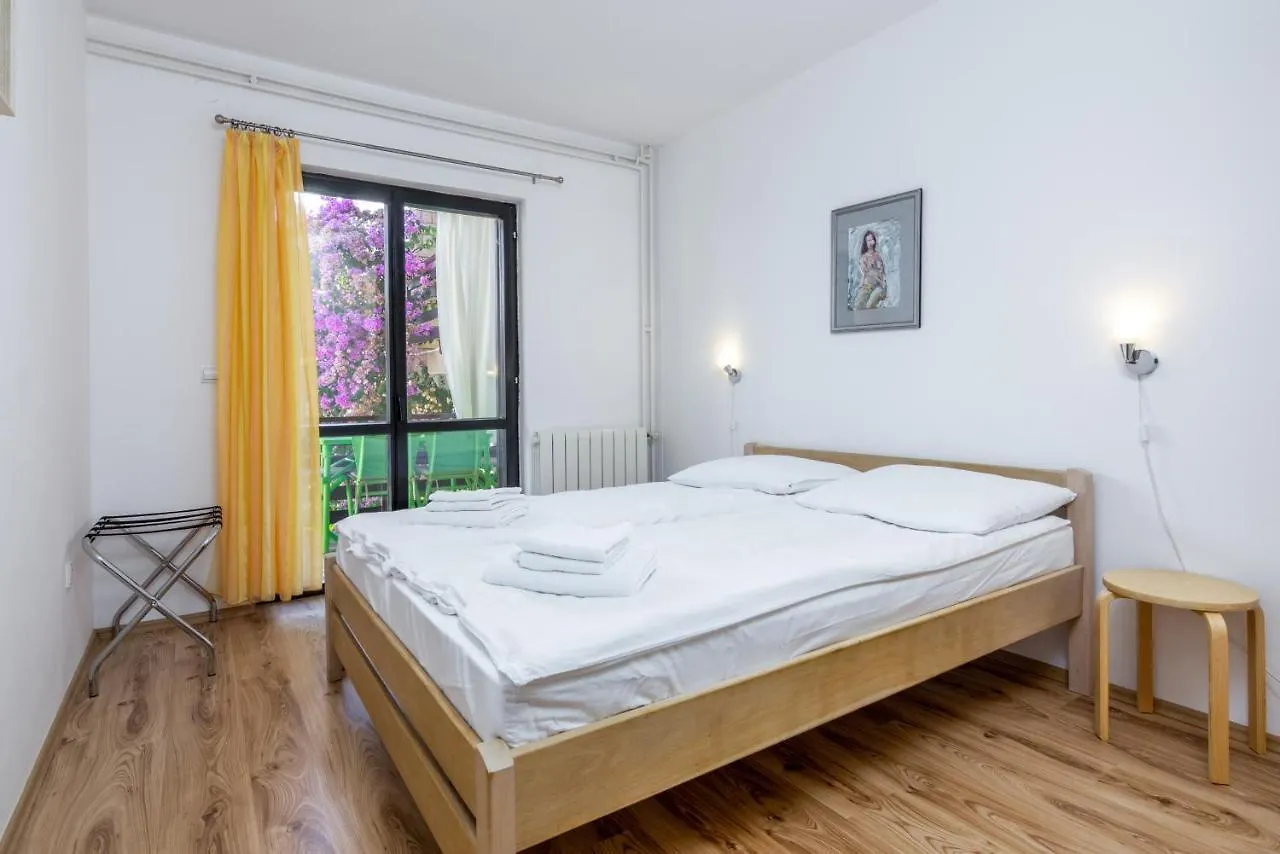 Apartment Pjescana Uvala 7349A Pula